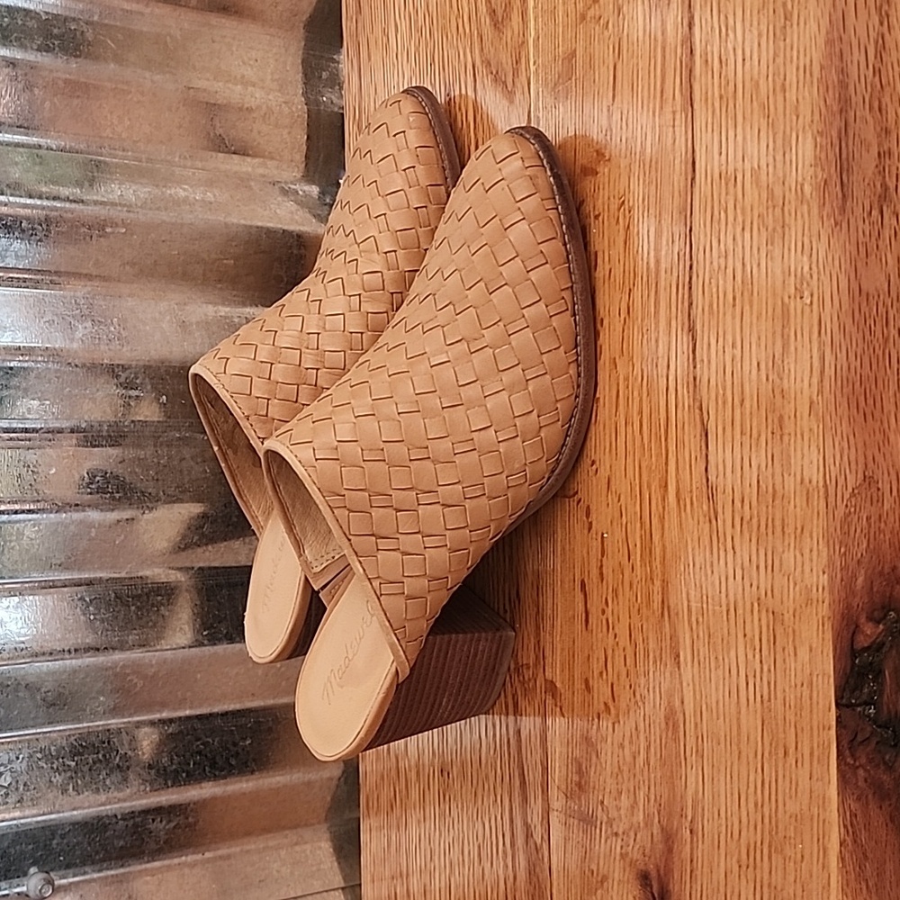 Madewell Haper Mule in Woven Leather